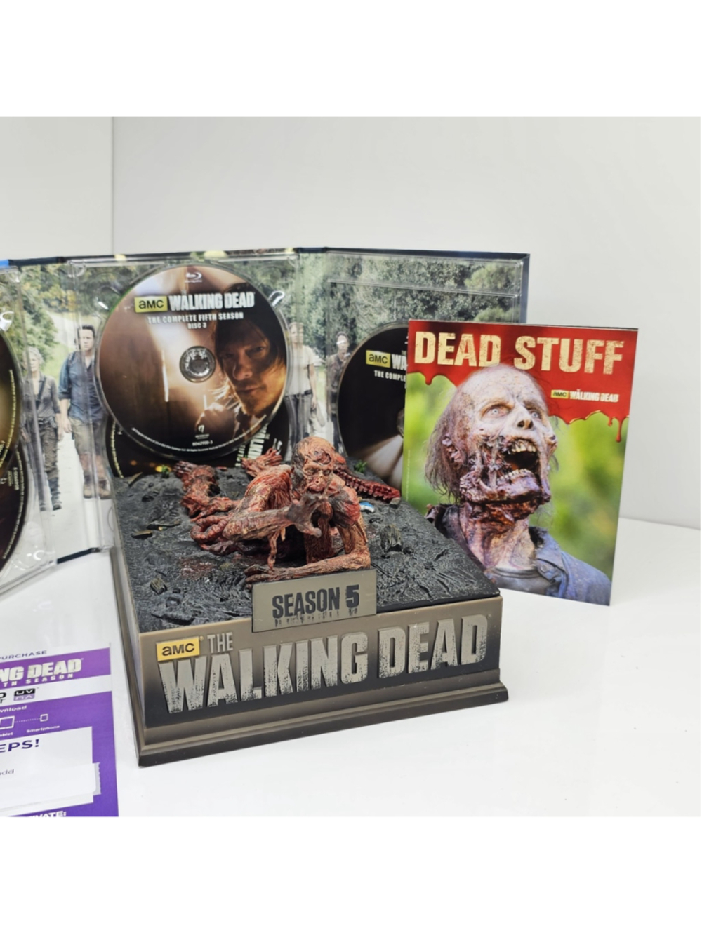 The Walking Dead Complete Season 5 Asphalt Walker Limited Edition - Picture 2 of 16
